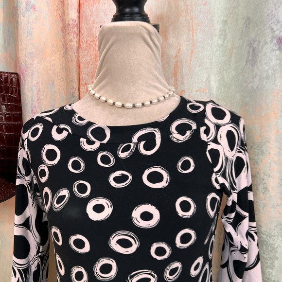 📌Beautiful Work to Weekend Bubble Design Shift Dress with 3/4 Sleeves - Picture 3 of 11